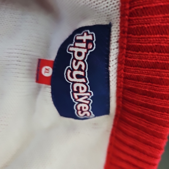 NWT Tipsy Elves Women's Size XL Canada Canadian Maple Leaf Vneck Sweater - Picture 7 of 11